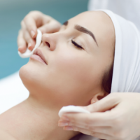 Kosmetologiya bölməsi, Kosmetoloji prosedurlar, Dəriyə qulluq, saç tökülməsi, mezoterapiya, Dermaterapi