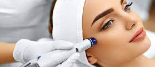 Kosmetoloq, estetik prosedurlar, kosmetoloji problemlər, sızanaqların müalicəsi