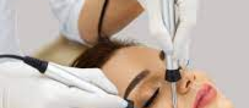 Kosmetoloq, estetik prosedurlar, kosmetoloji problemlər, sızanaqların müalicəsi