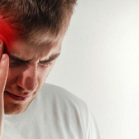 Beyin şişləri və əlamətləri, Beyin şişinin növləri, Xoşxassəli beyin şişi, Bədxassəli beyin şişi, Beyin şişinin səbəbi